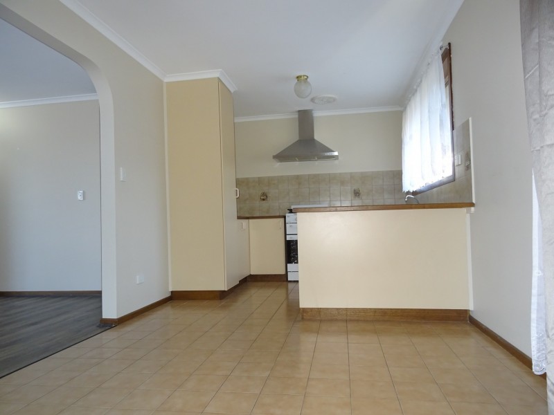 2/41 David Collins Drive, Endeavour Hills VIC 3802