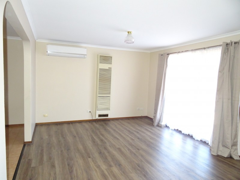 2/41 David Collins Drive, Endeavour Hills VIC 3802