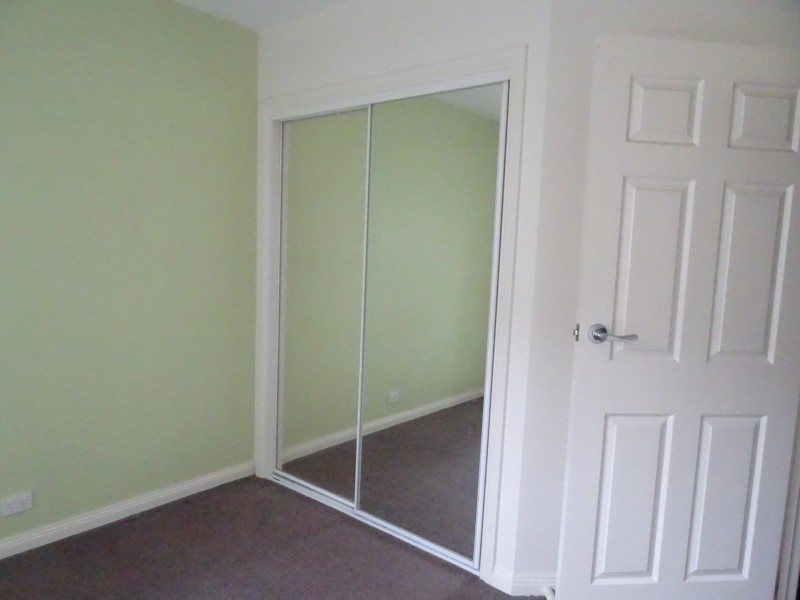 Unit 2/18 Rhoden Grove, Eumemmerring VIC 3177