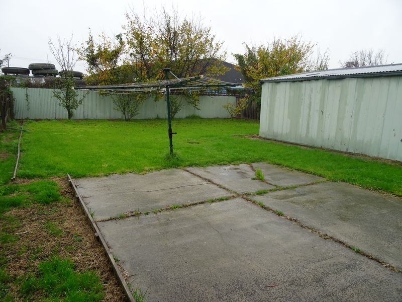 21 Wattle Drive, Doveton VIC 3177