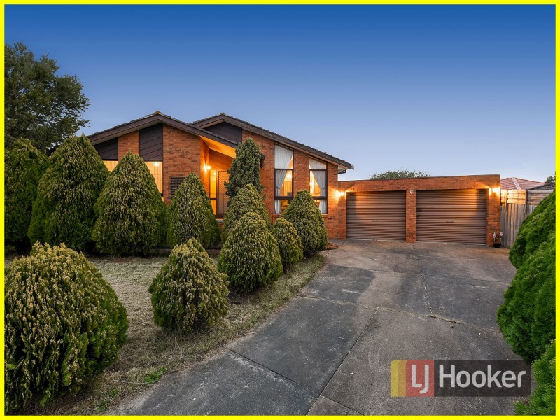 6 Avenel Place, Endeavour Hills VIC 3802