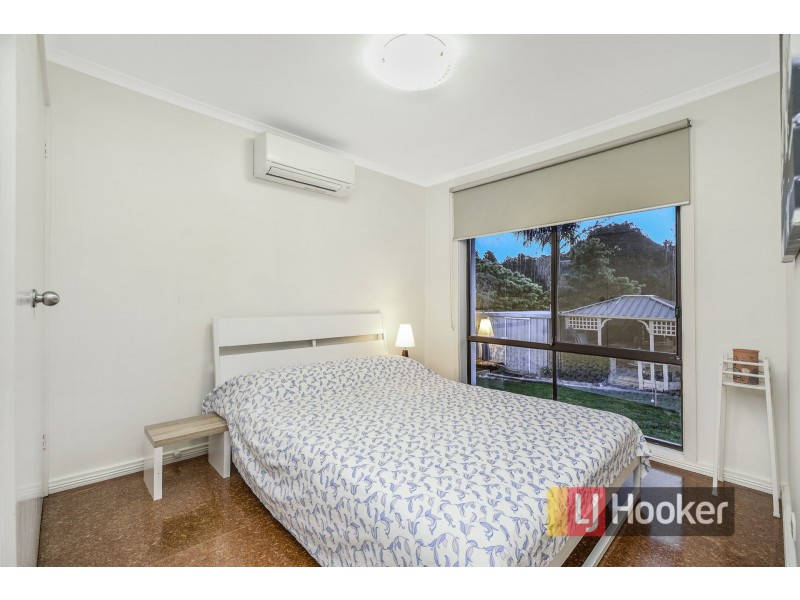 63 Sydney Parkinson Avenue, Endeavour Hills VIC 3802
