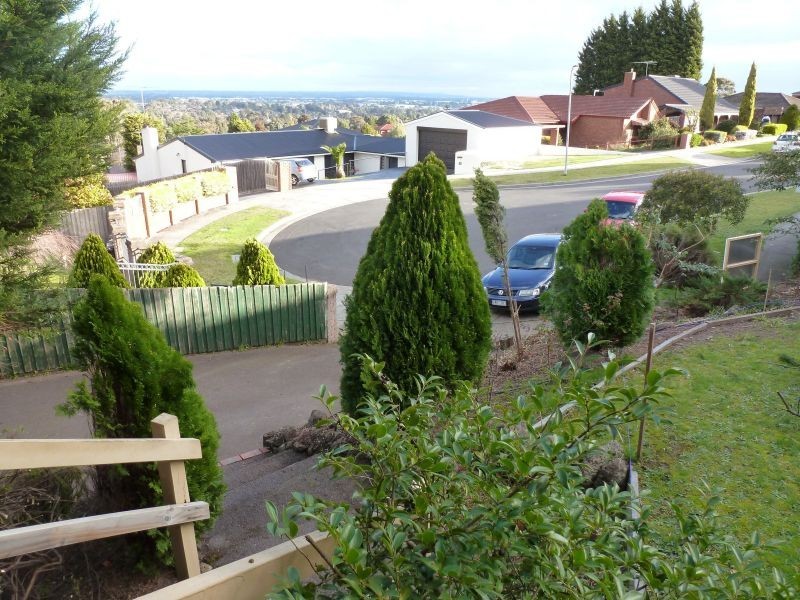 4 Bligh Court, Endeavour Hills VIC 3802