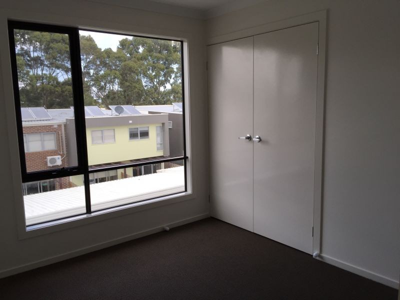 10/6 Huckson Street, Dandenong South VIC 3175