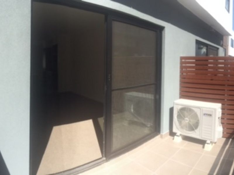 10/6 Huckson Street, Dandenong South VIC 3175