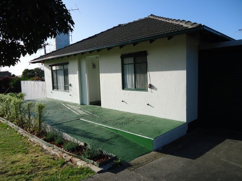 23 Sheoak street, Doveton VIC 3177