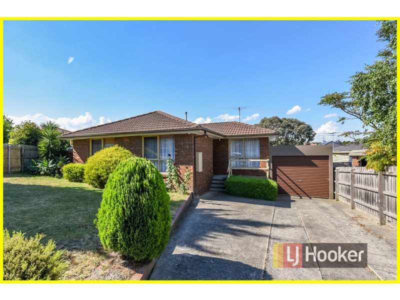 42 Singleton Drive, Endeavour Hills VIC 3802