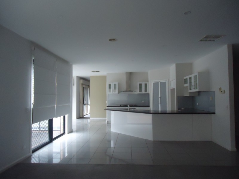 48 The Springs Close, Narre Warren South VIC 3805