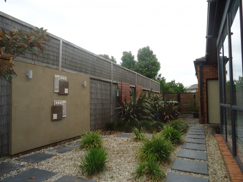 48 The Springs Close, Narre Warren South VIC 3805