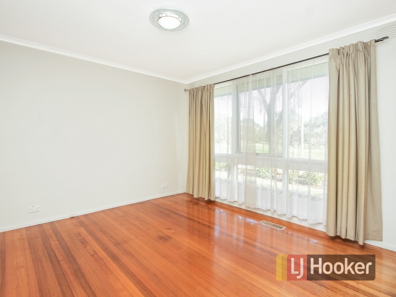 32 Laurel Avenue, Doveton VIC 3177