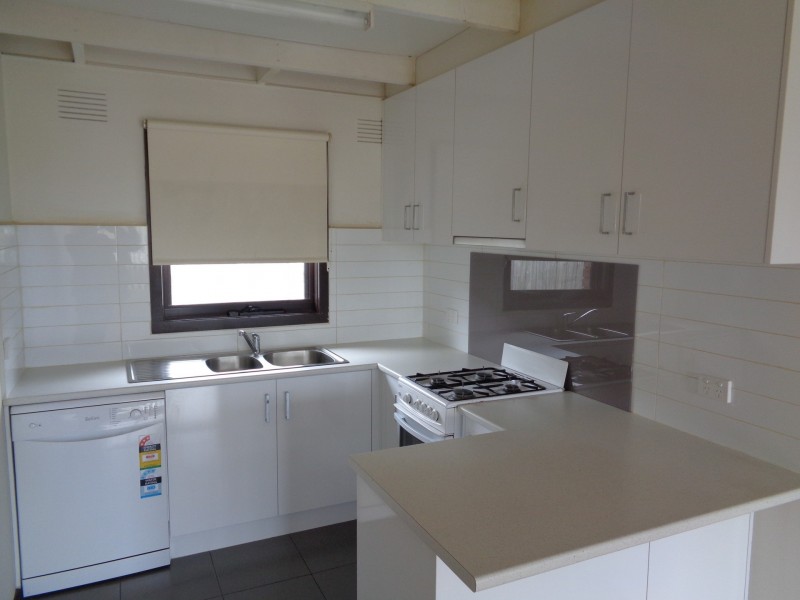 Unit 2/144 Kidds Road, Doveton VIC 3177