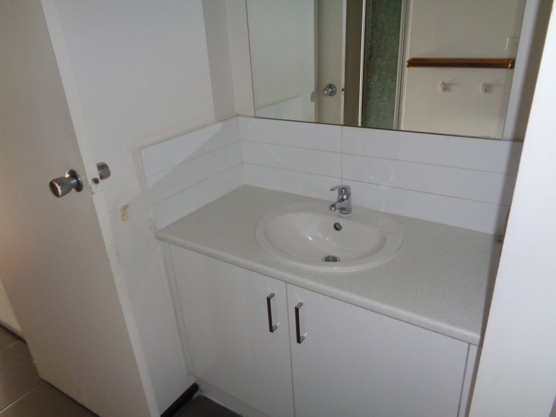 Unit 2/144 Kidds Road, Doveton VIC 3177