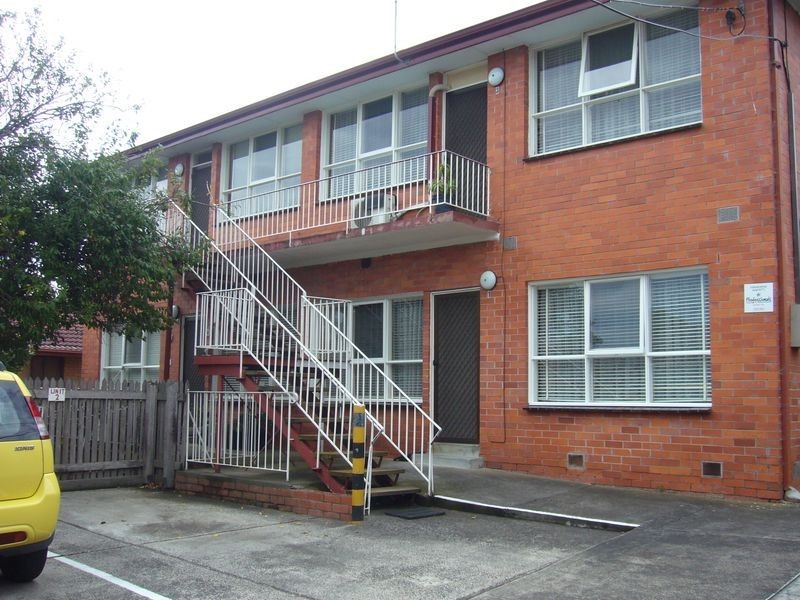 2/28 Hemmings Street, Dandenong VIC 3175