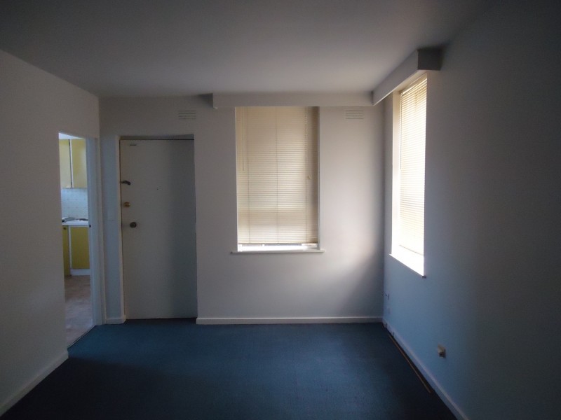 9/81 Potter Street, Dandenong VIC 3175