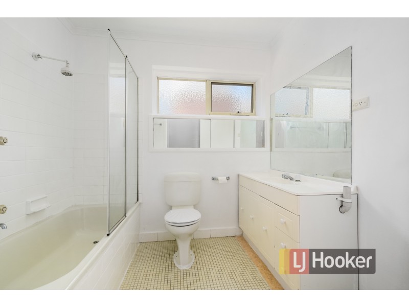 2/16-18 Close Avenue, Dandenong VIC 3175