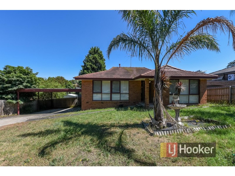22 Kinkead Crescent, Endeavour Hills VIC 3802