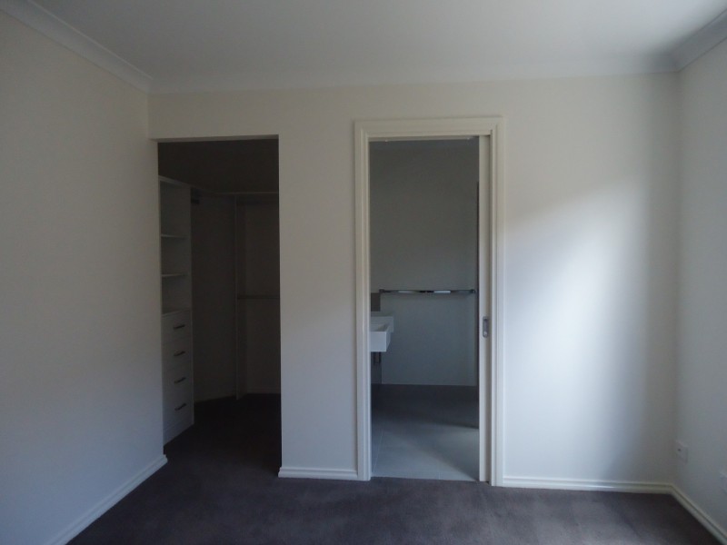 15 Norma Crescent, Officer VIC 3809