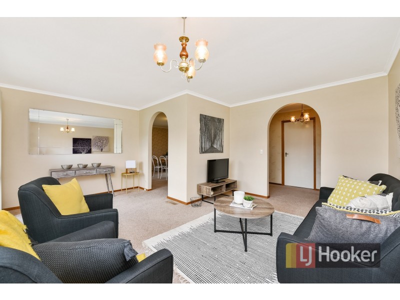 Unit 1/160 Gladstone Road, Dandenong North VIC 3175