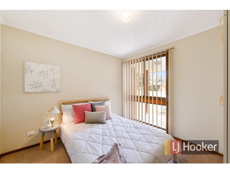 Unit 1/160 Gladstone Road, Dandenong North VIC 3175