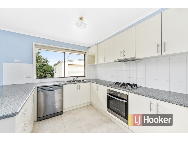 30 Lauren Drive, Hampton Park VIC 3976