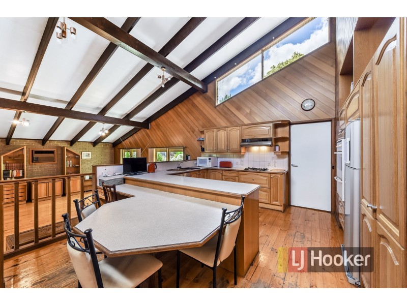 2 Viminalis Court, Endeavour Hills VIC 3802