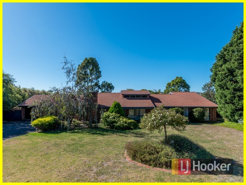 68-70 Kennington Park Drive, Endeavour Hills VIC 3802