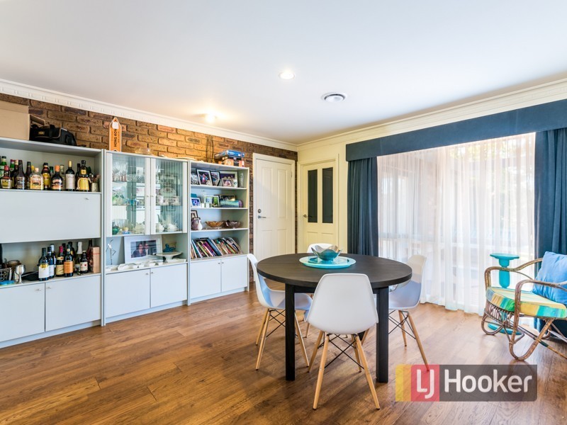 68-70 Kennington Park Drive, Endeavour Hills VIC 3802