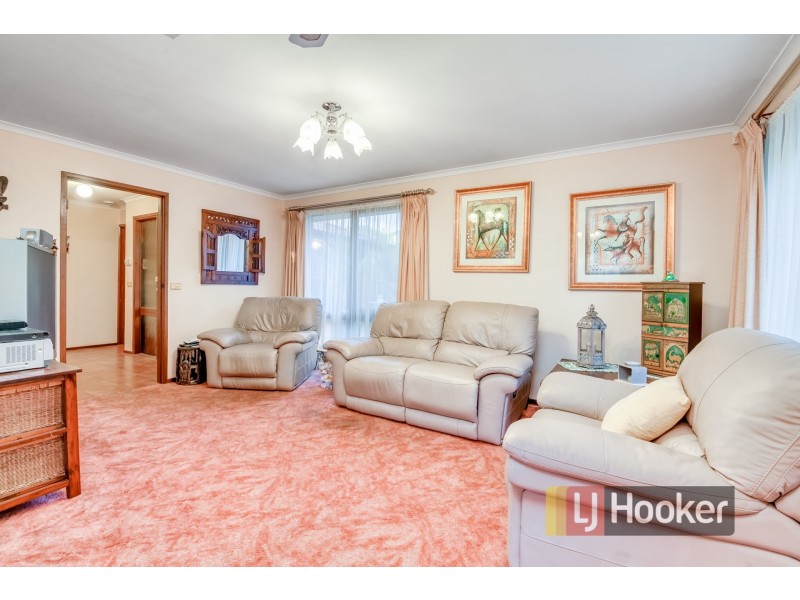 1 Sydney Parkinson Avenue, Endeavour Hills VIC 3802