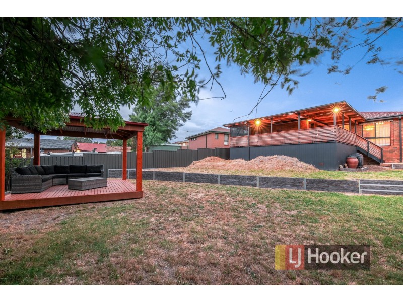 1 Sydney Parkinson Avenue, Endeavour Hills VIC 3802