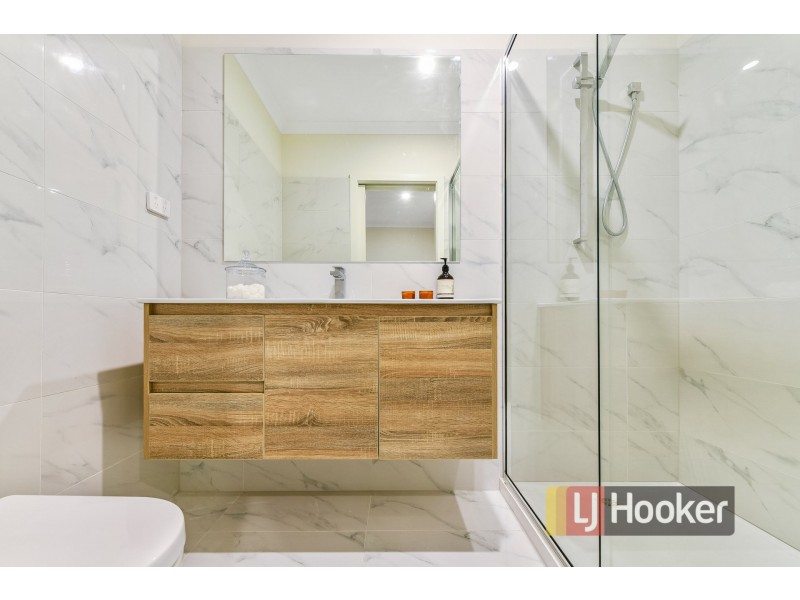 8/88 Princes Highway, Dandenong VIC 3175