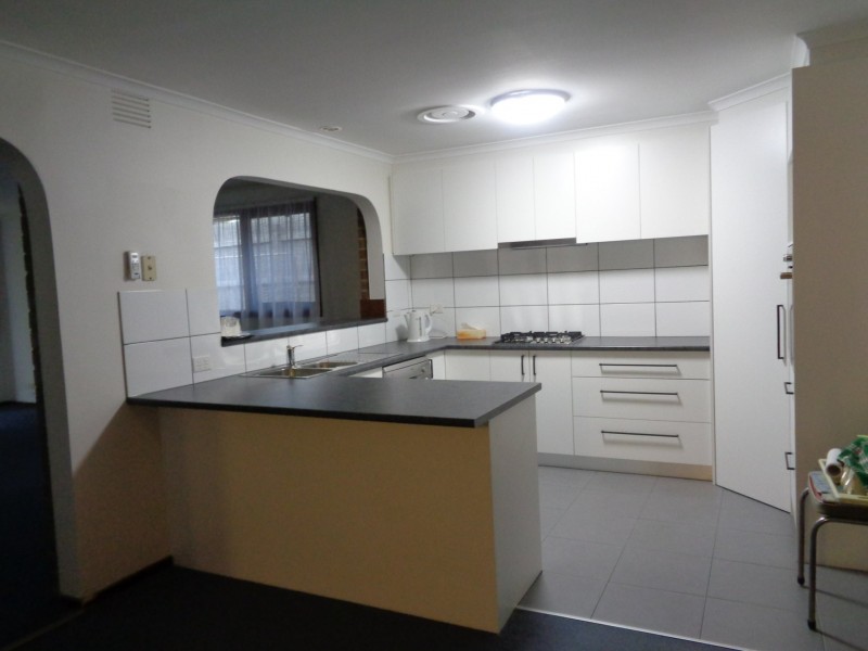 2 Patterson Court, Endeavour Hills VIC 3802