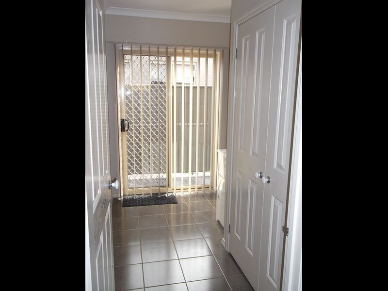 28 Chantaney Parade, Cranbourne VIC 3977