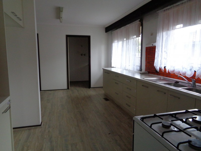 84 Princes Highway, Hallam VIC 3803