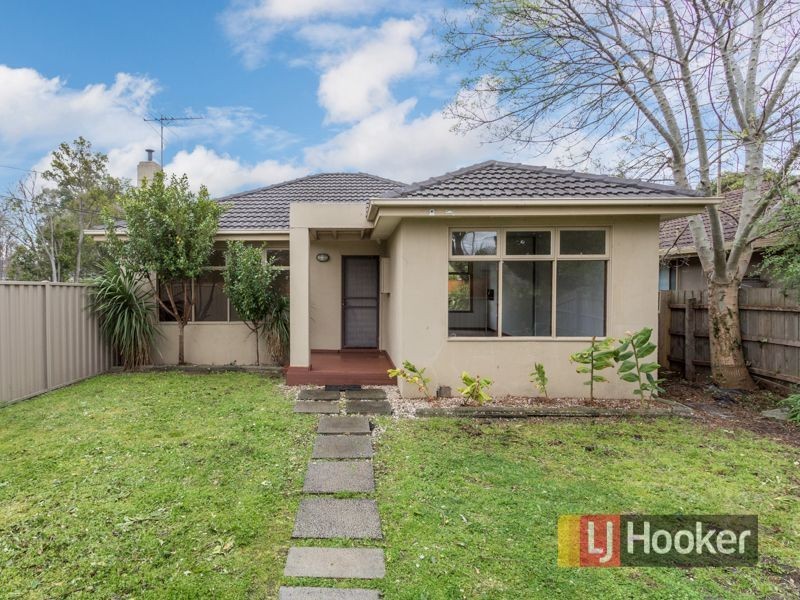 1/4 Dawn avenue, Dandenong VIC 3175