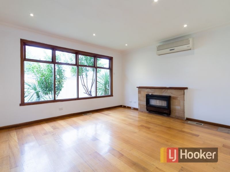 1/4 Dawn avenue, Dandenong VIC 3175