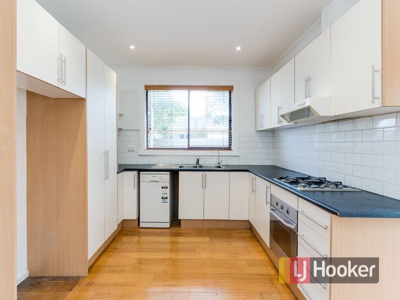 1/4 Dawn avenue, Dandenong VIC 3175