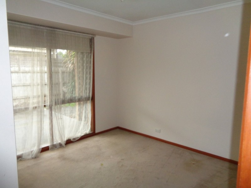 35 Saxonwood Drive, Narre Warren VIC 3805