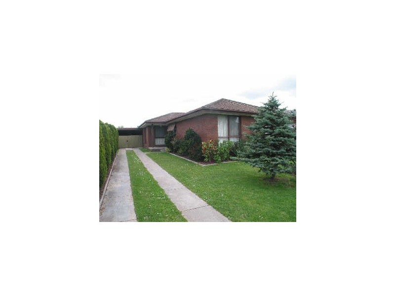 27 Nicole Avenue, Dandenong North VIC 3175