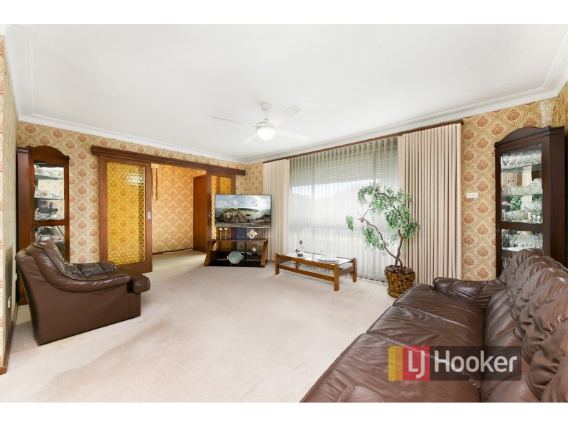 13 Regal Avenue, Hallam VIC 3803