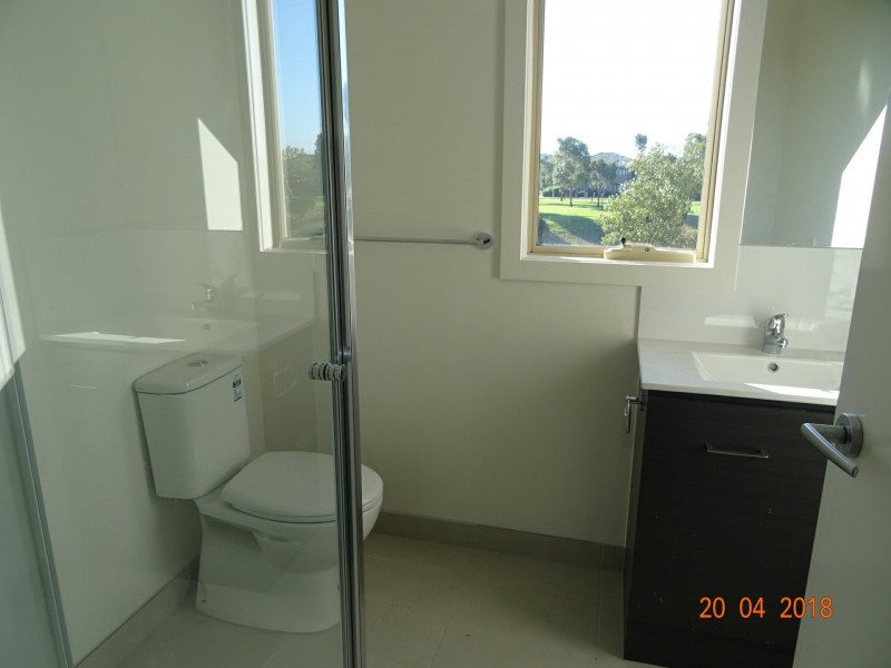 5/50 Dawn Avenue, Dandenong VIC 3175