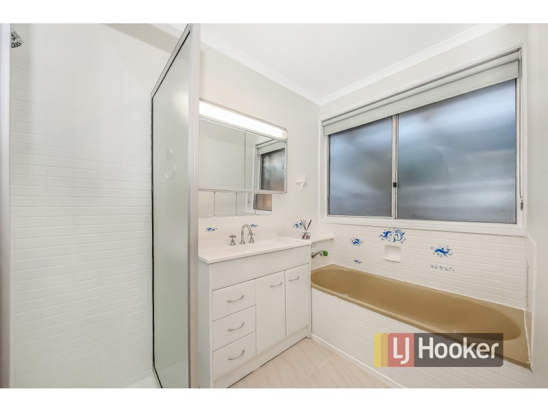 4 Gracilis Court, Endeavour Hills VIC 3802