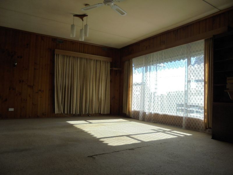 24 Ti Tree Drive, Doveton VIC 3177