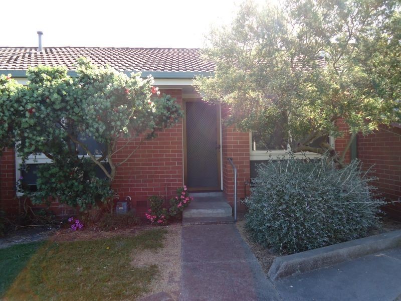 Unit 2/9 Rhoden court, Dandenong North VIC 3175