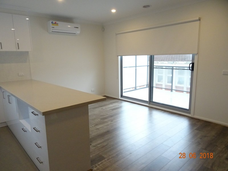 7/88 Princes Highway, Dandenong VIC 3175