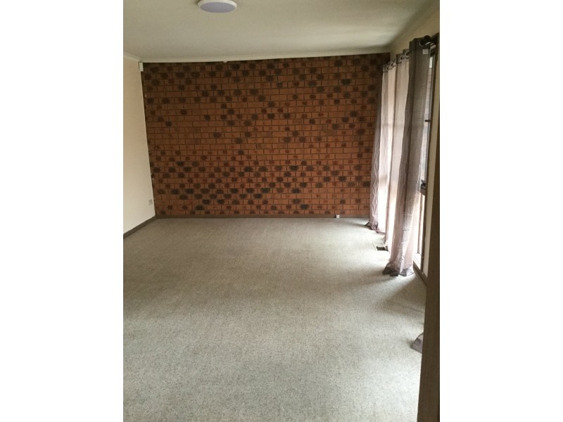 Unit 8/1370 Heatherton Road, Dandenong VIC 3175