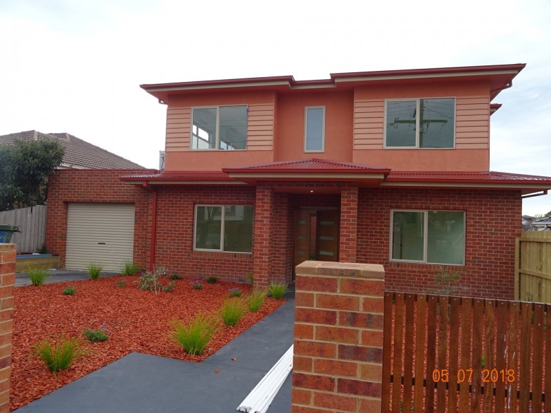 1/42 King George Parade, Dandenong VIC 3175