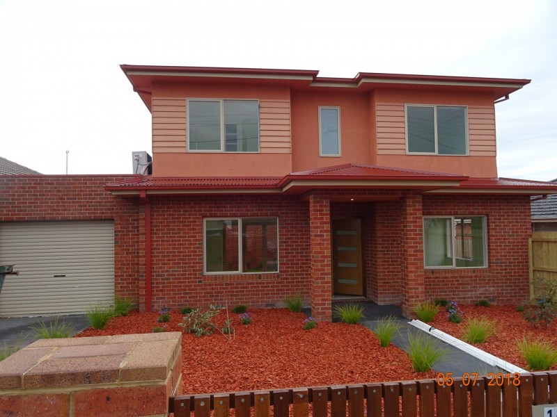 1/42 King George Parade, Dandenong VIC 3175