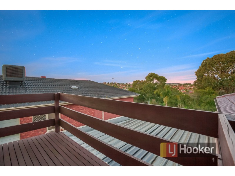 86 John Fawkner Drive, Endeavour Hills VIC 3802