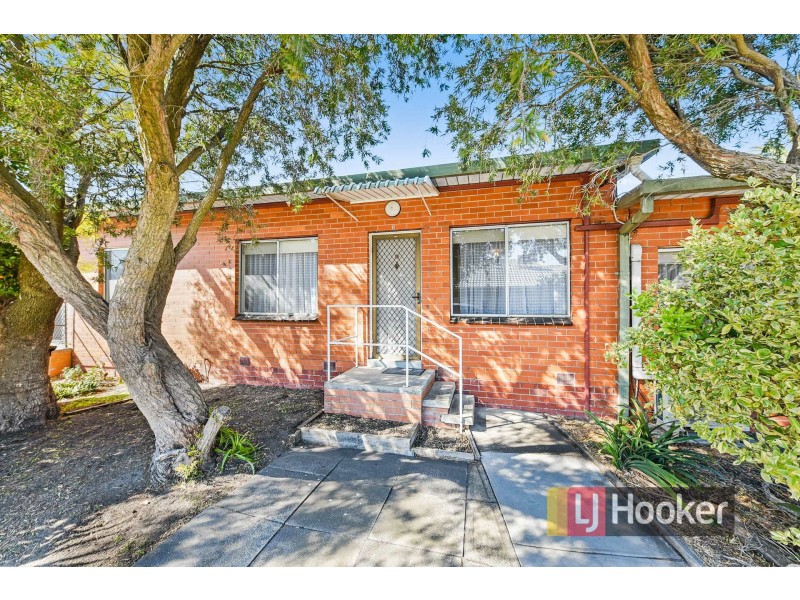 1, 2, 4/3 Rubida Court, Endeavour Hills VIC 3802