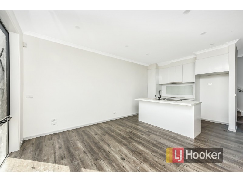 1&2/34 Hemmings Street, Dandenong VIC 3175